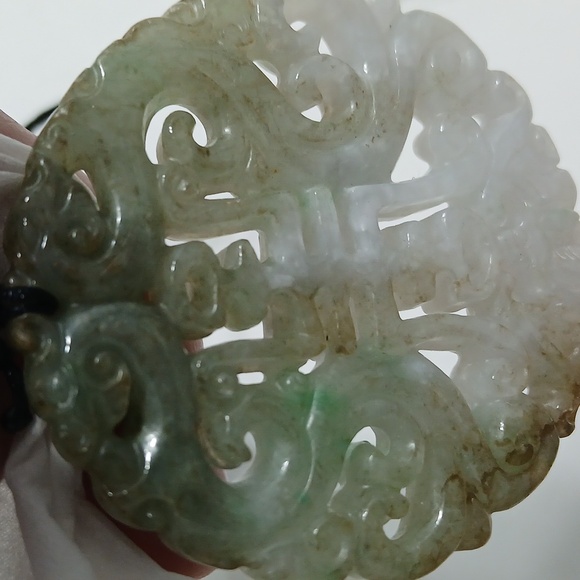 Jade pendant large - Picture 4 of 4